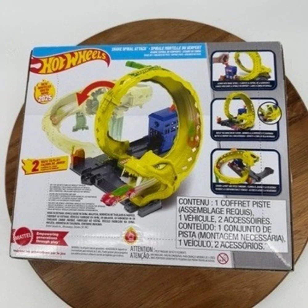 NWT‎ Hot Wheels City Snake Spiral Attack Play Set Kids Unisex Multicolor 2025